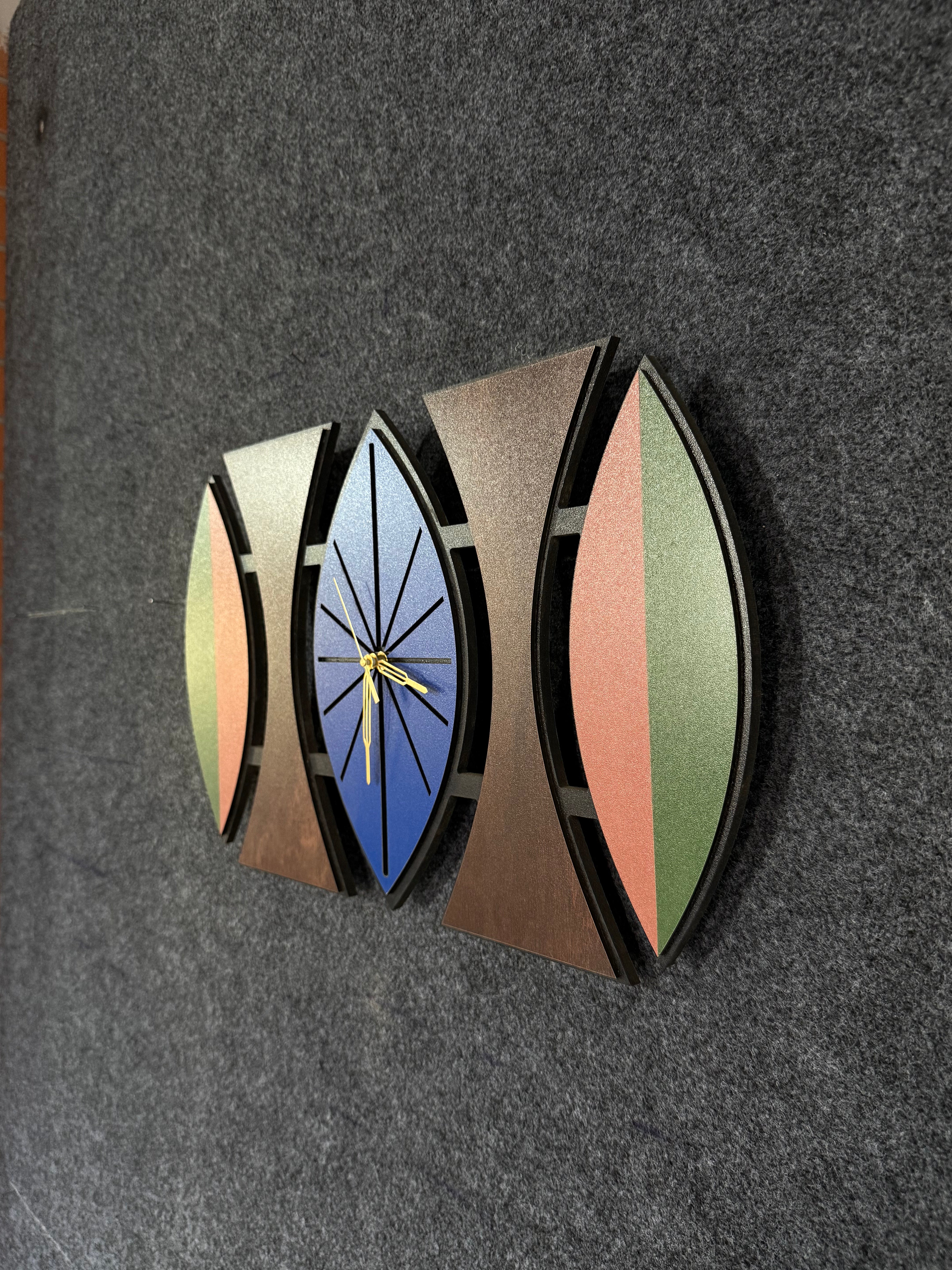 Earthline Clock