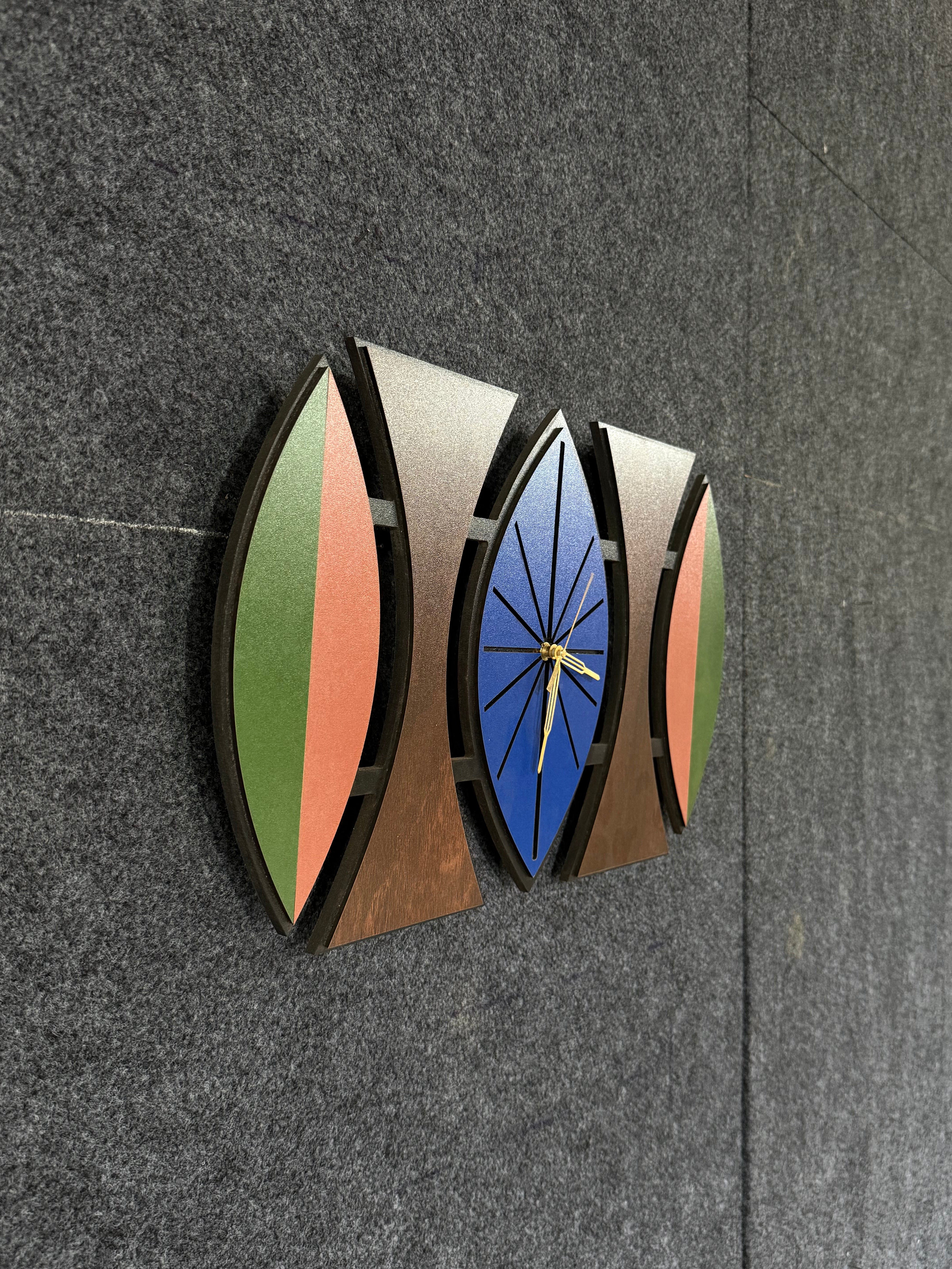 Earthline Clock