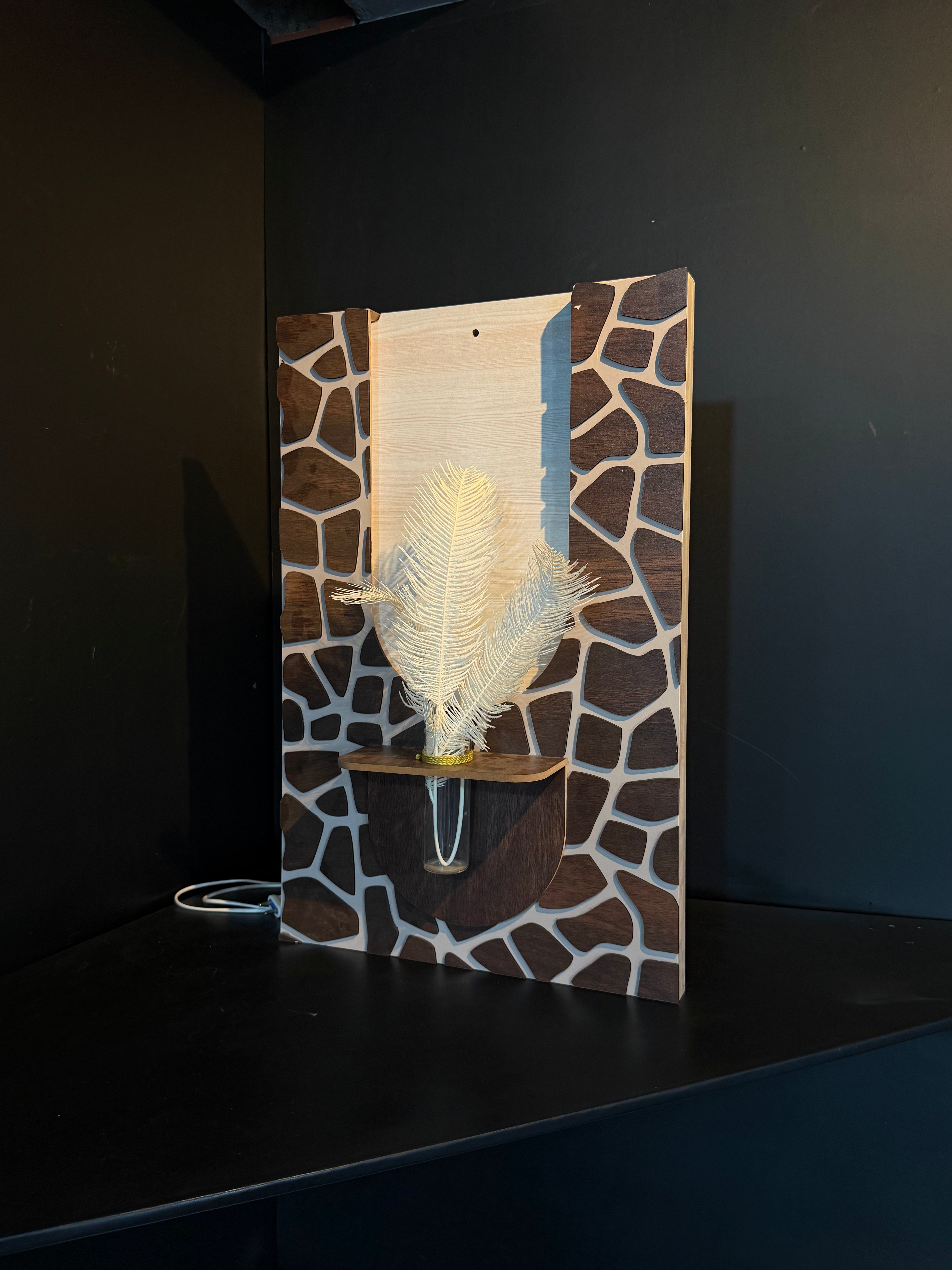 STONE LEAF WALL ART